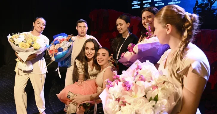 В рамках Art weekend был представлен инклюзивный танцевальный спектакль Сколько достаточно?