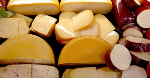 İtaliyada 100 minlik pendir oğurlandı