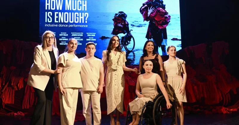 “Art Weekend” çərçivəsində “Nə qədər kifayətdir?” adlı inklüziv rəqs tamaşası təqdim edilib FOTO