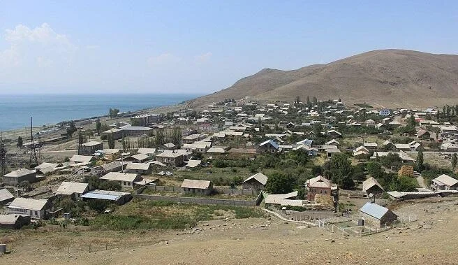 Ermənilər sərhədimizdə yeraltı tunel şəbəkəsi qurur Foto