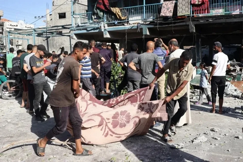 İsarail ordusu Qəzzada qaçqın düşərgəsini bombaladı Çoxli sayda dinc insan həlak olub AzPolitika onlayn siyasiictimai qəzet