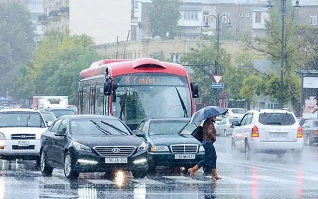 Bakıda yağış, rayonlara qar yağır Faktiki hava