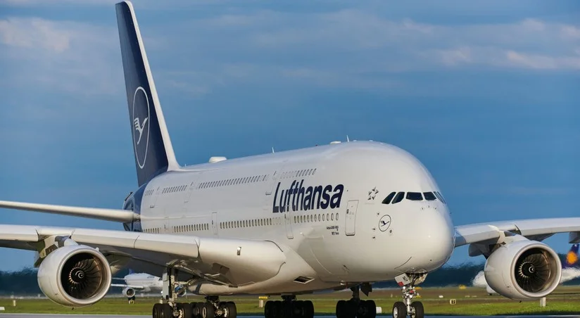 “Lufthansa” İsrailə uçuşların dayandırılması müddətini gələn ilin yanvarın sonunadək uzadıb