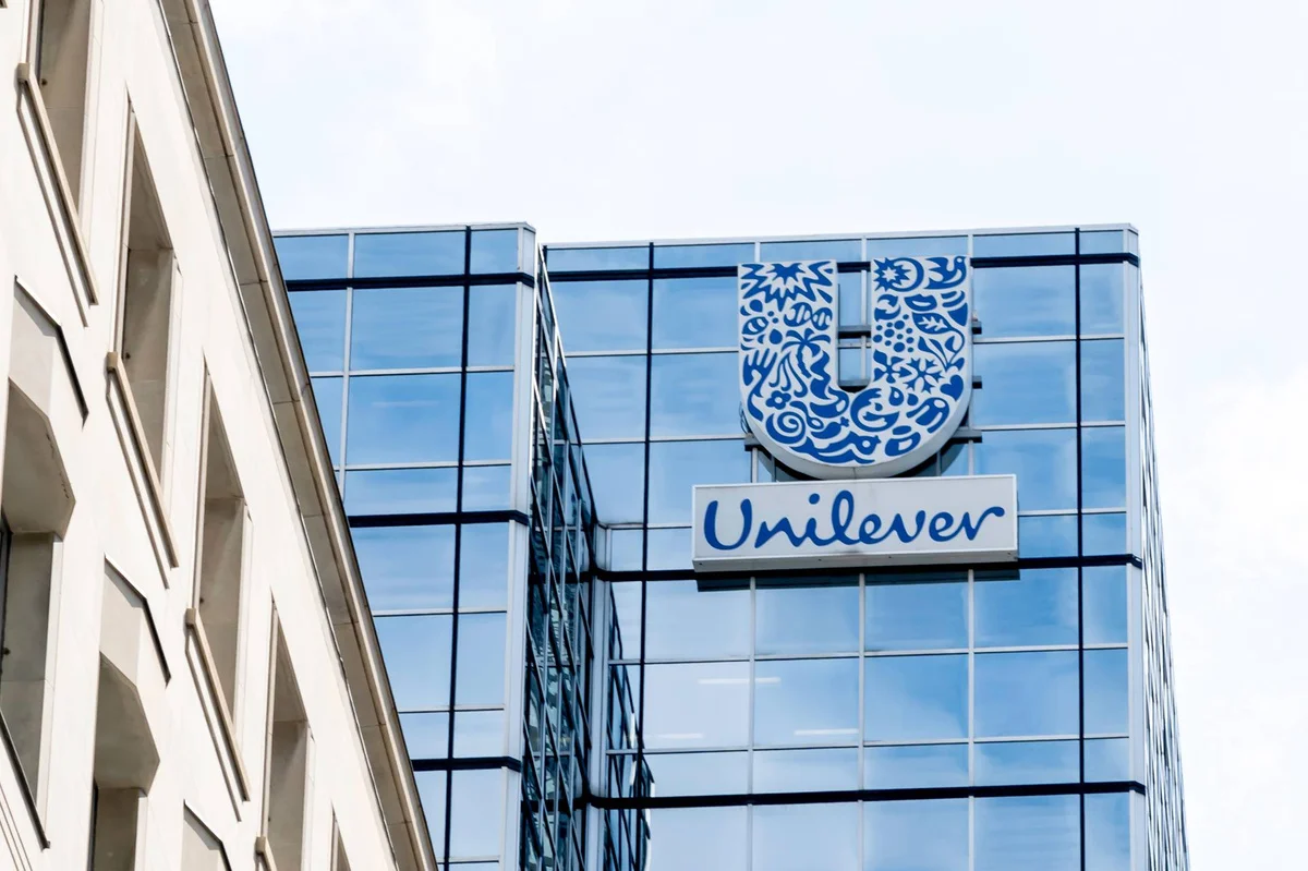 Unilever sahib olduğu bəzi qida brendlərini satmağı düşünür