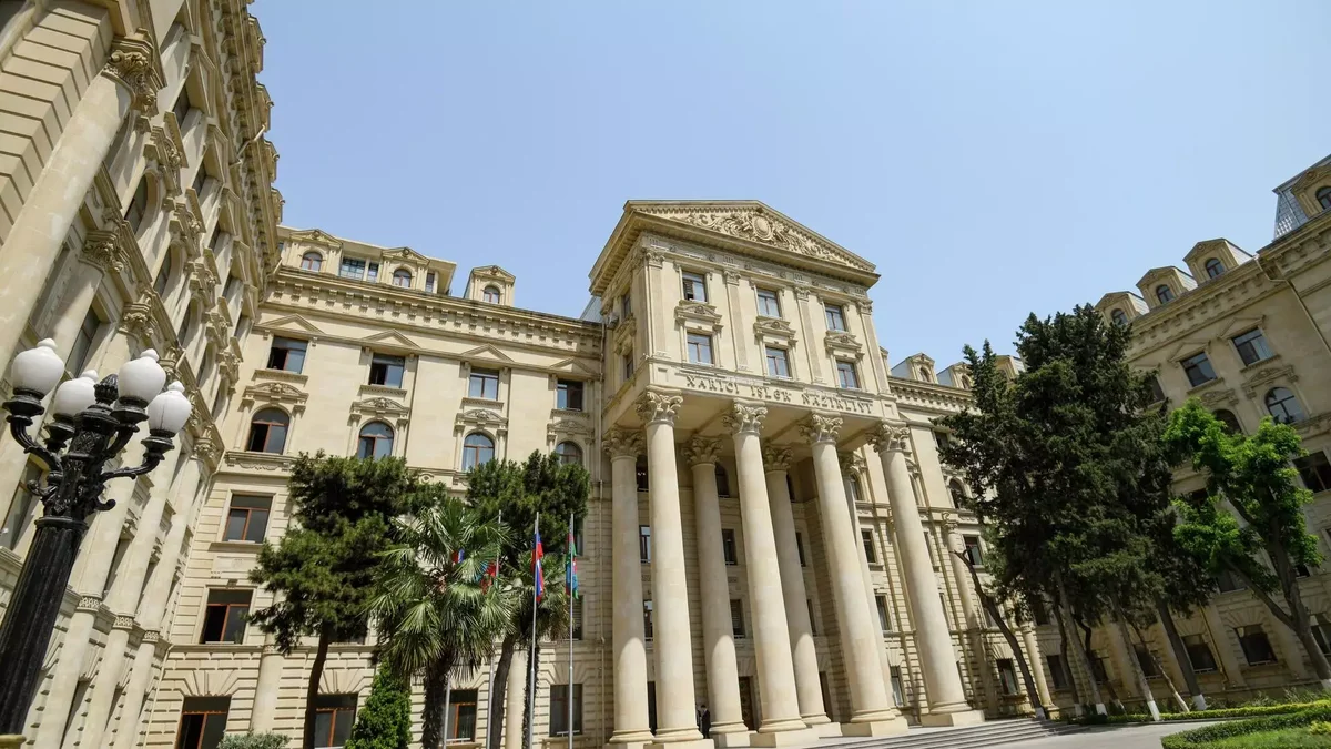 Azərbaycan XİN BƏƏ və Laosu təbrik edib