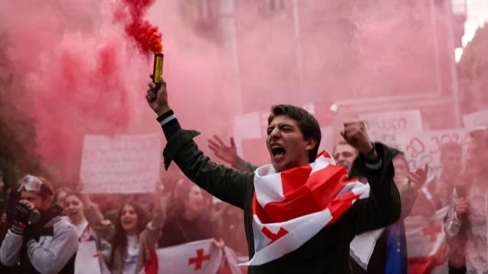 Qonşuda Qərb BARMAĞI: “Ermənilər vasitəsilə təxribatlar…” Yeni Çağ Media