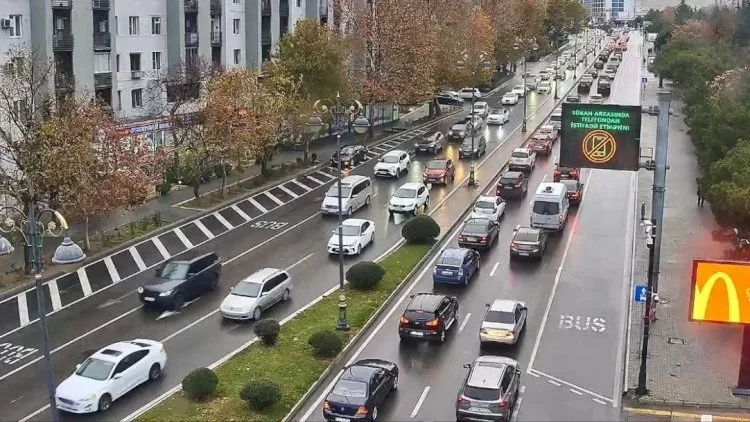 Bakının hansı küçələrində sıxlıq var? SİYAHI
