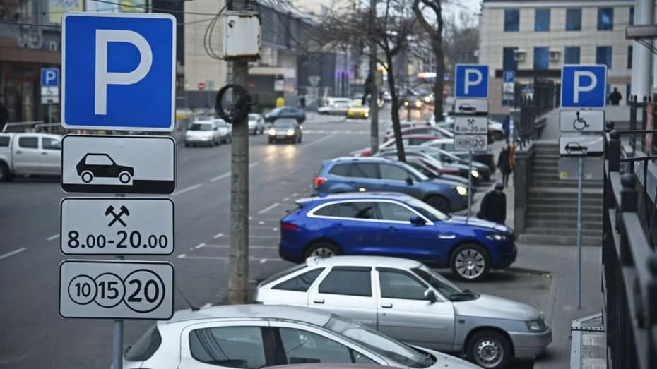 Bakının bu ərazilərində parklanma yerləri təşkil EDİLDİ