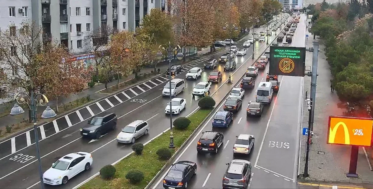 Bakının hansı küçələrində sıxlıq var? KONKRET