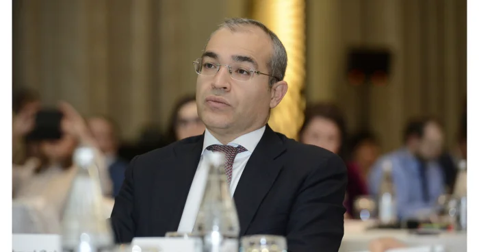 Mikayıl Cabbarov vergi ilə bağlı qərar imzalayıb