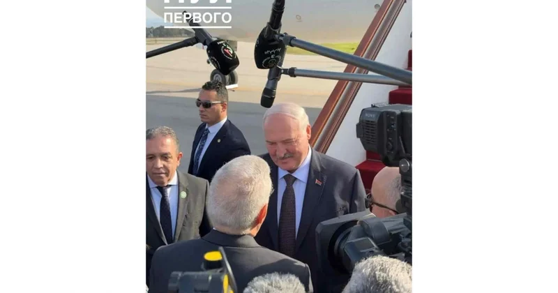 Lukaşenko Omandan Əlcəzairə gedib FOTO