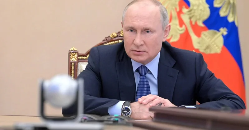 Putin Ukraynanı dənizlə əlaqəsini kəsməklə hədələdi