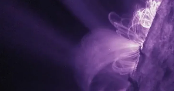 Ученые заявили о возможном суперзвзрыве на Солнце