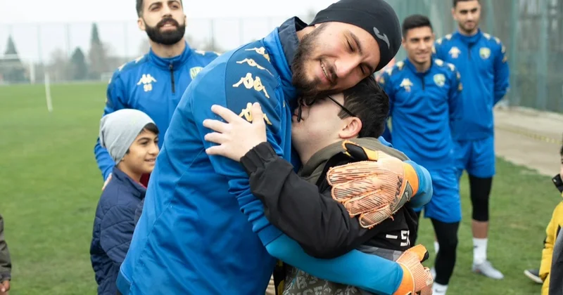 Kəpəz klubu əlilliyi olan şəxslərlə bağlı xüsusi tədbir təşkil edib