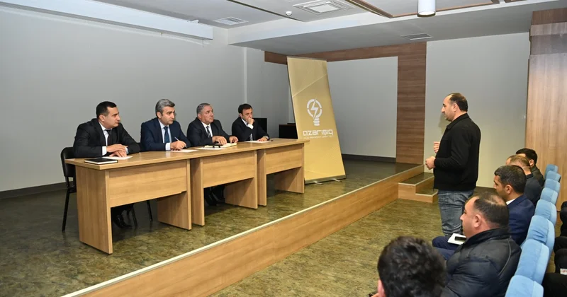 “Azərişıq” ASC nin nümayəndələri Biləsuvarda sahibkarlarla görüşüb FOTOLAR