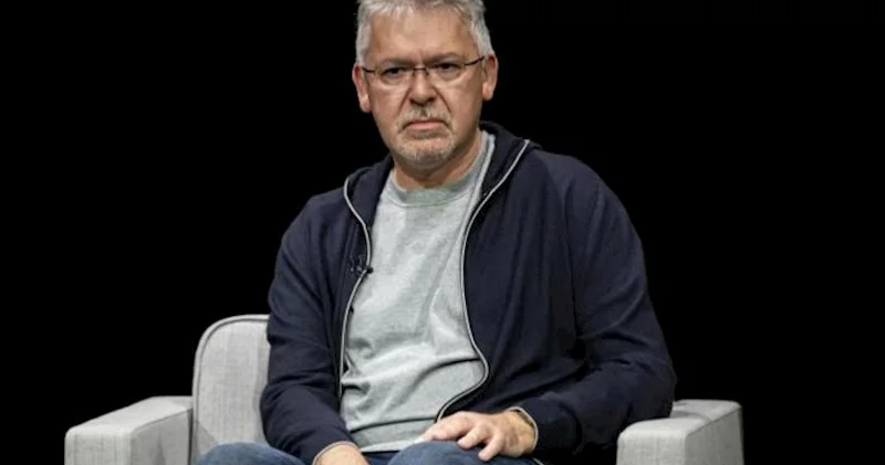 “Apple”ın süni intellekt üzrə vitse prezidenti istefa verdi