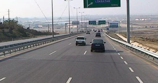 Bakıda 90 lıq yolda protiv sürdü VİDEO