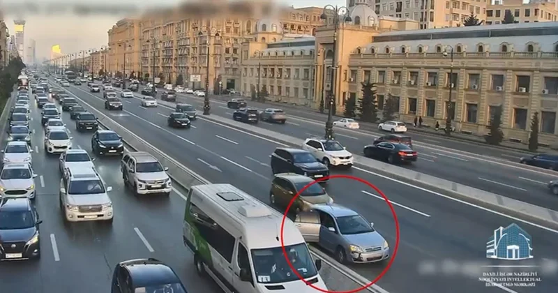 Sərnişini yolda düşürən sürücü FACİƏYƏ SƏBƏB OLACAQDI Bakıdakı qəzanın GÖRÜNTÜSÜ