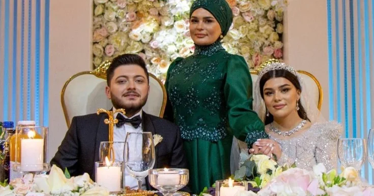 Kürəkəninin ad gününü belə təbrik etdi Foto