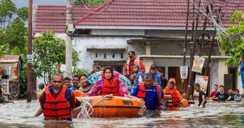 İndoneziyada leysan 631 nəfərin həyatına son qoydu