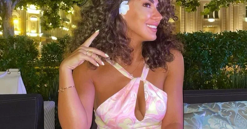 Mehin tanınmaz oldu buruq saçlar getdi FOTO