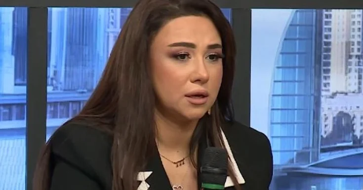 Ata mənə baxmayıb, sevgi göstərməyib Tənqidlərə cavab verdi