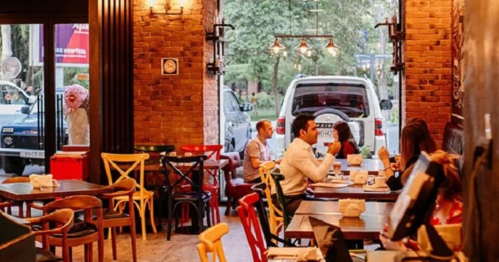 Restoran və kafe sahiblərinə şad xəbər Bunu edənlər daha az vergi ödəyəcək