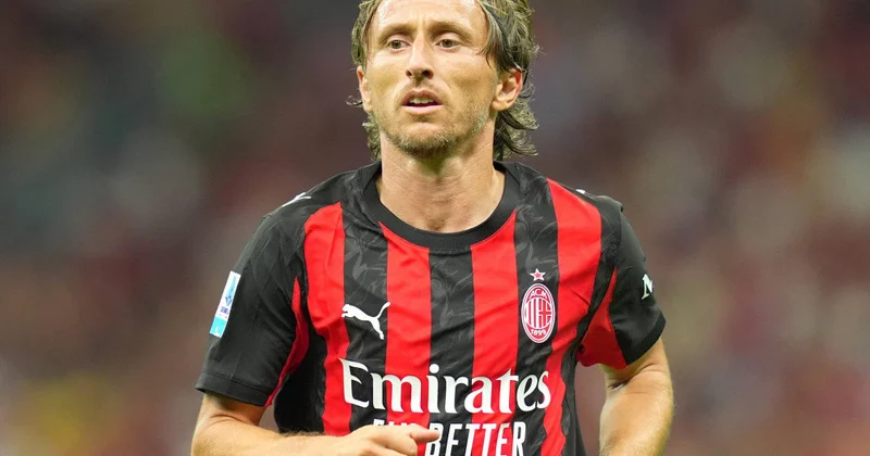 Luka Modriç karyerasının ən çətin qərarlarından danışıb