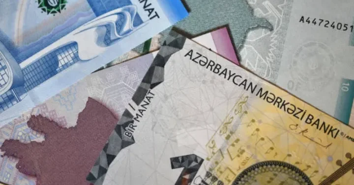 Dövriyyədə olan nağd pul və bank ehtiyatları artıb