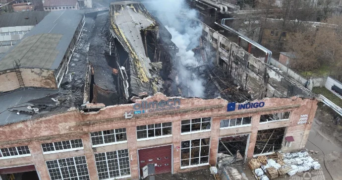 Rusiyada türklərin ehtiyat hissə zavodu yandı