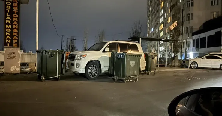 Sakinlər cip i zibillikdə saxlayan sürücünü belə cəzalandırdı