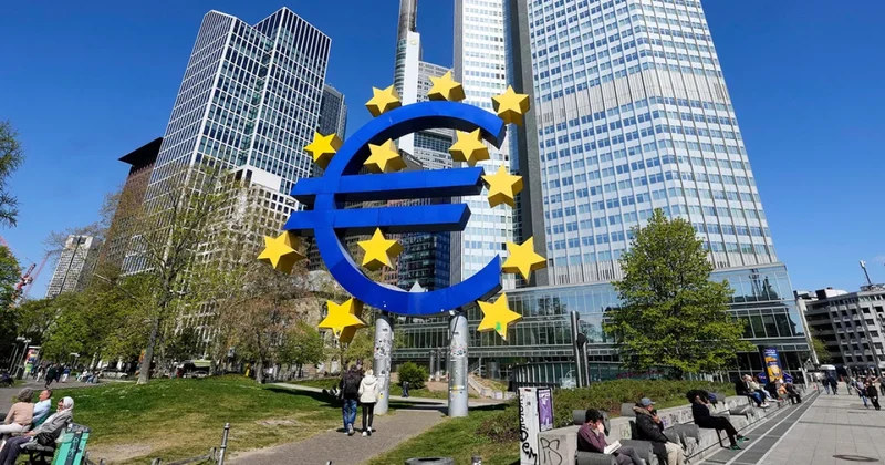 KİV: AMB Ukraynaya 140 milyard avroluq kreditə zəmanət verməkdən imtina edib