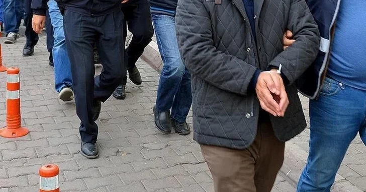 Глава МВД: В Турции арестованы свыше 120 подозреваемых в ходе операции против FETÖ