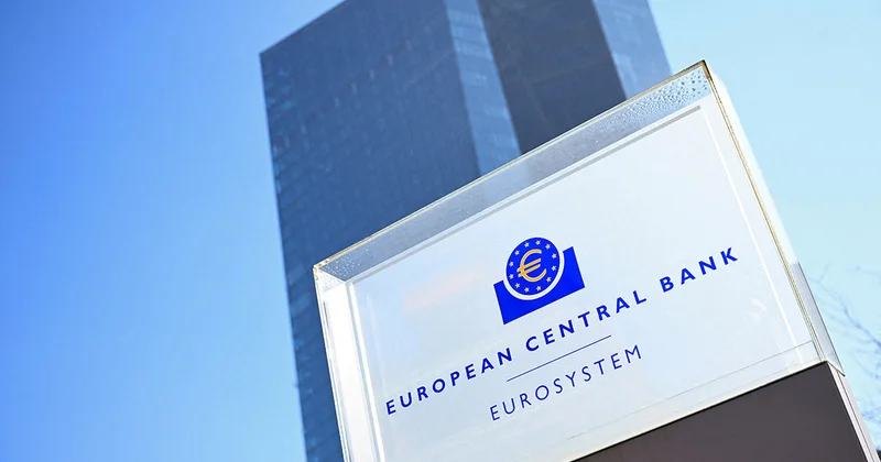 Financial Times: ЕЦБ отказался гарантировать репарационный кредит Украине