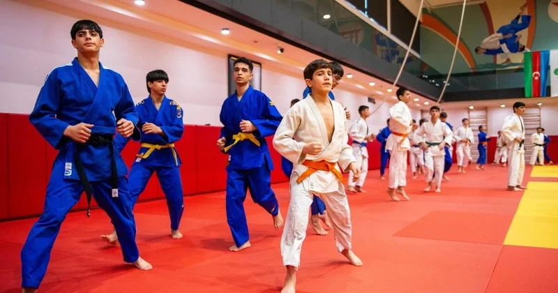 В Баку стартовал тренировочный сбор юных дзюдоистов