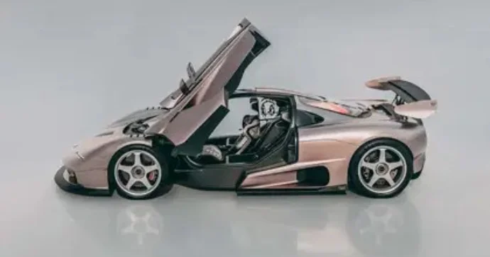 Hərracda ən baha qiymətə satılmış təzə avtomobil FOTO