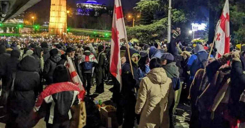 Gürcüstan DİN başçısı: Tbilisidə etirazçılara qarşı zəhərli maddədən istifadə edilməyib