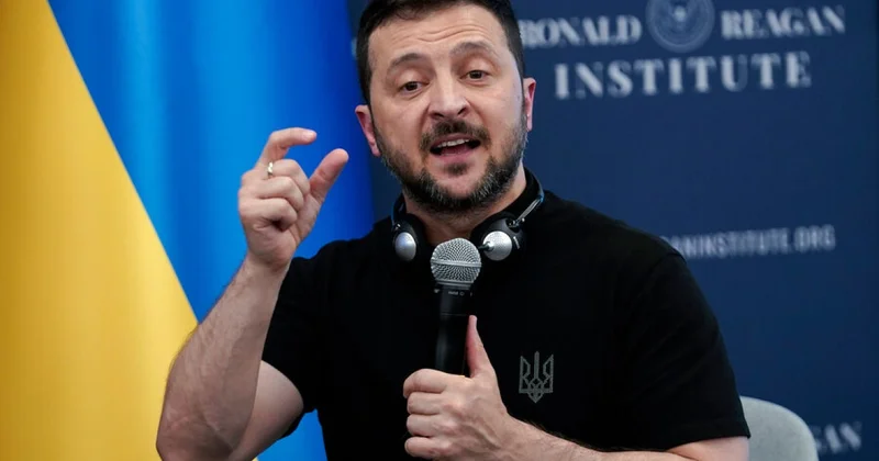 Zelenskinin aylıq maaşı açıqlandı