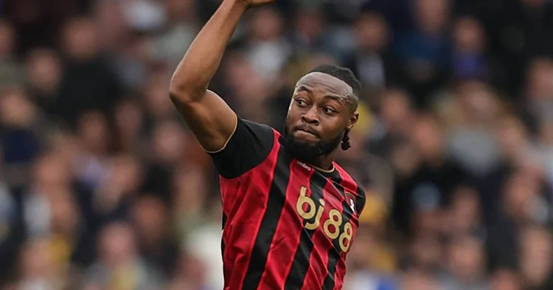 İngiltərənin 3 nəhəngi 25 yaşlı vingerə elçi düşüb