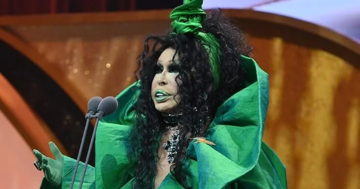 “2 min verib, dayanmadan danışır, bunu dinləyəcəyəm?”