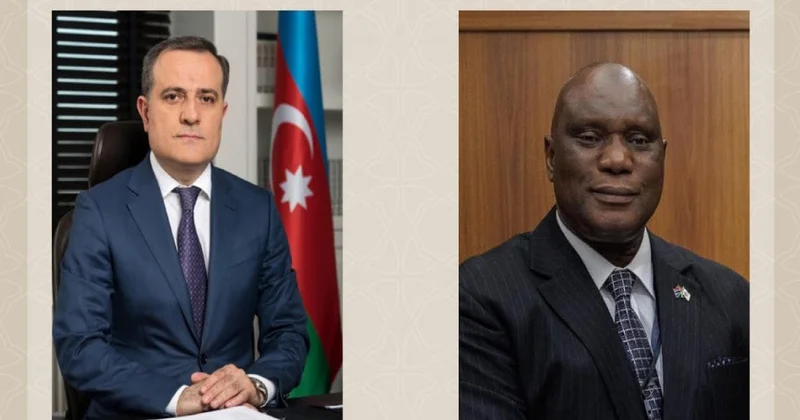 Ceyhun Bayramov Qambiyanın xarici işlər naziri Serinq Modou Njie ilə telefon danışığı aparıb