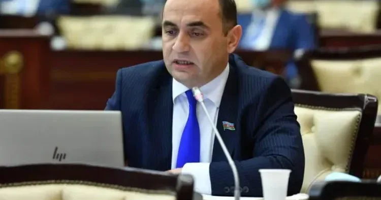 Tarix və informatikanın buraxılış imtahanına əlavə edilməsi məsələsinə baxmaq olar Deputat DANIŞDI