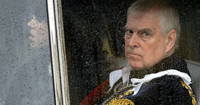 Keçmiş şahzadə hər şeyi itirdi