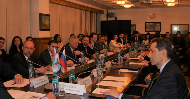 Moskvada Azərbaycan Rusiya əməkdaşlığı mövzusunda dəyirmi masa keçirilib