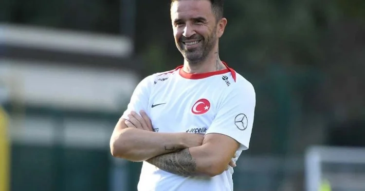 Türkiyə millisinin sabiq üzvü saxlanıldı