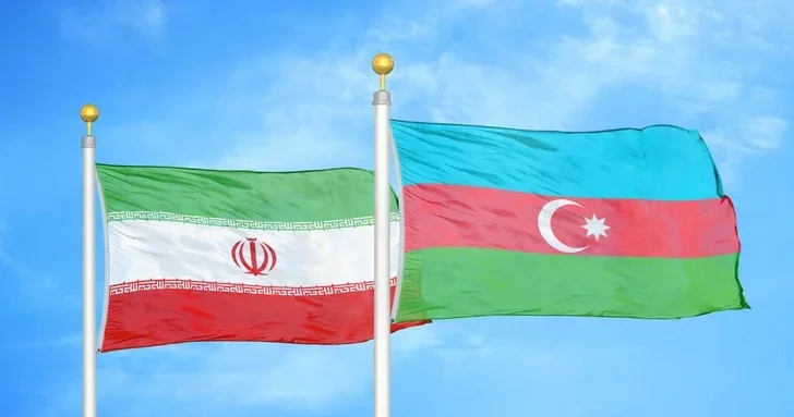 Иран и Азербайджан обсуждают снятие пограничных ограничений