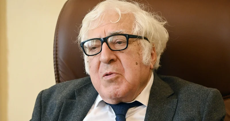 Anar: “Paparatsilər şəklimi çəkiblər, onu yayaraq vay şivən salırlar”