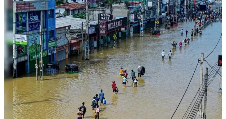 Смертельная стихия: число жертв циклона на Шри Ланке продолжает расти