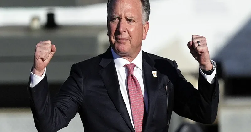 Uitkoffun təyyarəsi Rusiyanın hava məkanına daxil olub