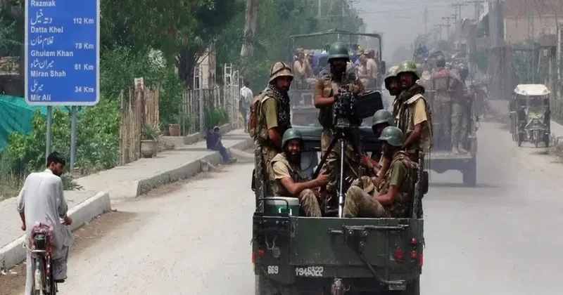 Pakistanda icra hakimiyyətinin administratoru öldürülüb